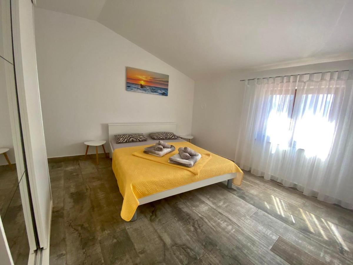 Apartments King - City Center Новалья Экстерьер фото